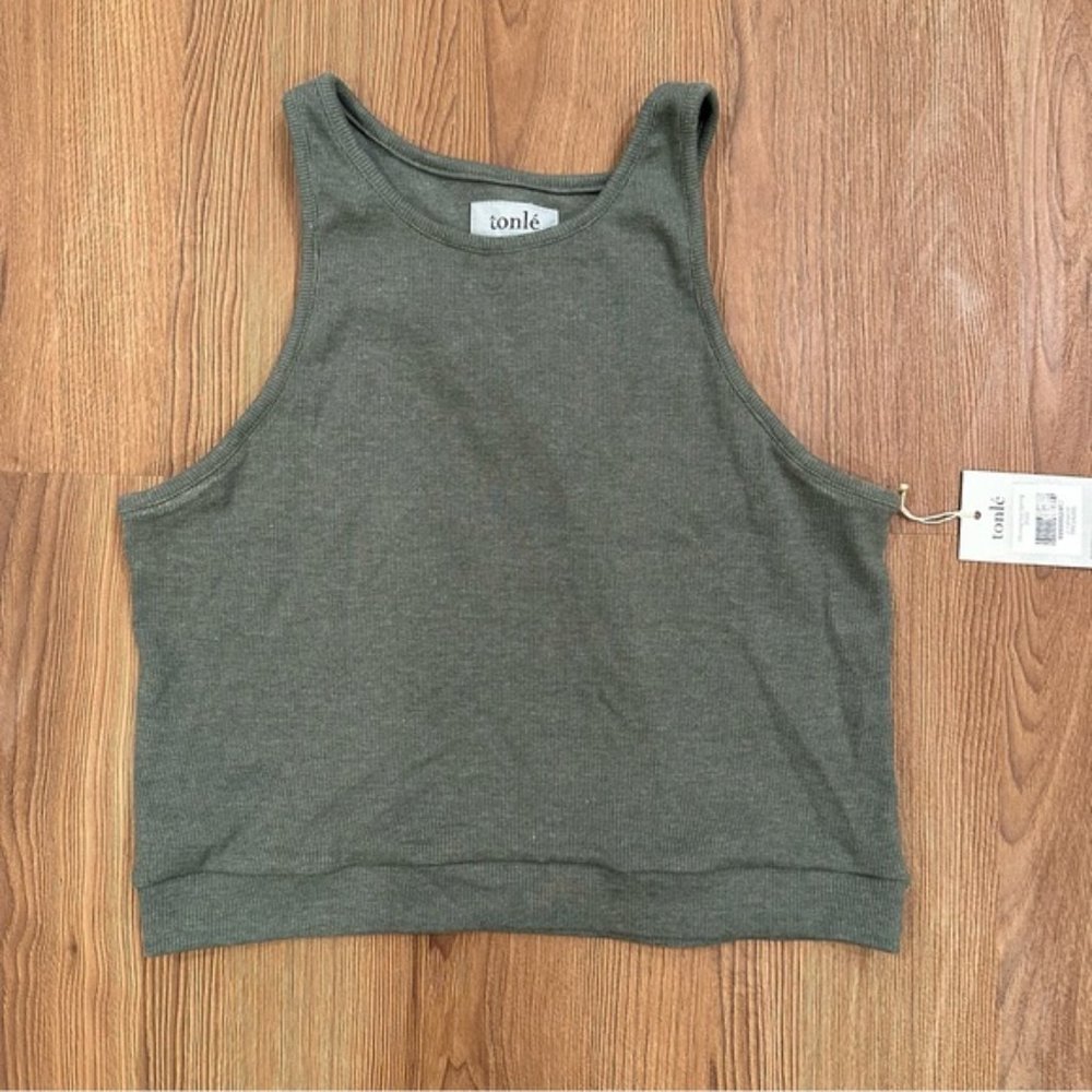 NWT tonle Sustainably Made Rib Crop Top
